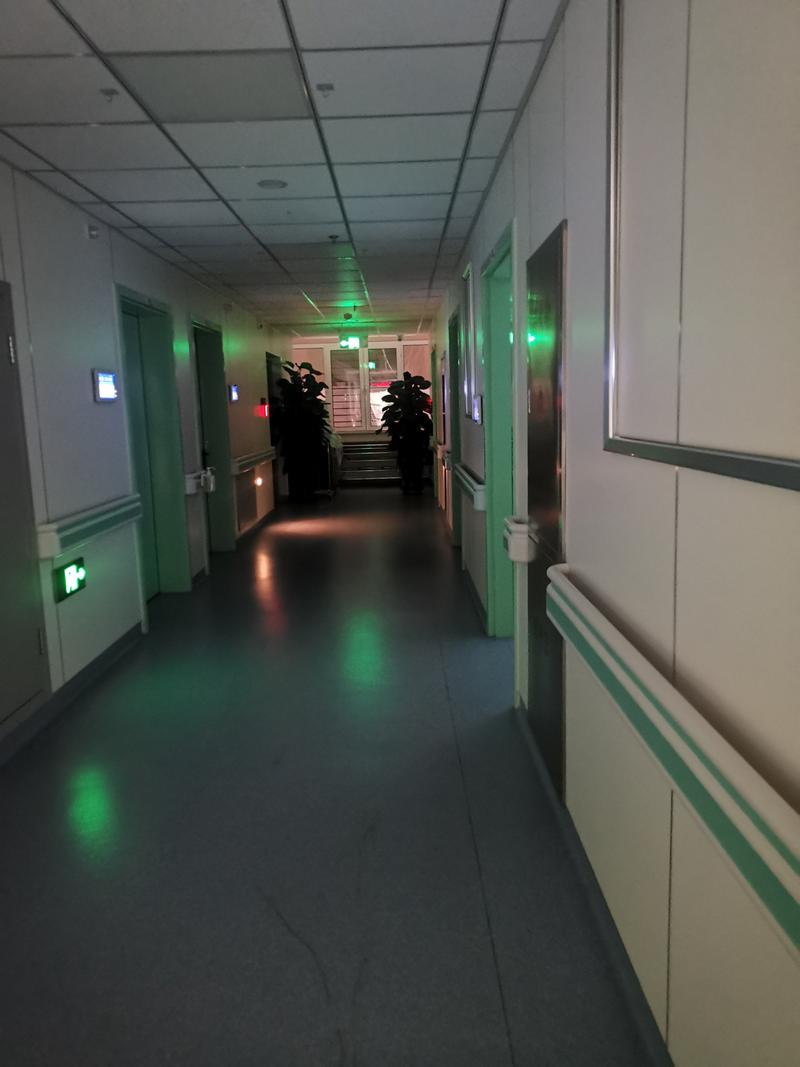 灵动24小时医保取现回收：深夜里的救命稻草